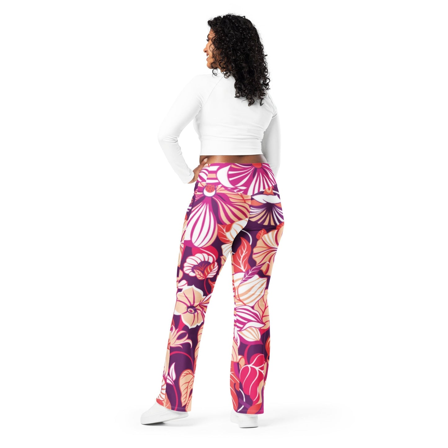 Chainaxe Bold Tropical Floral Print Flare Leggings